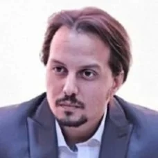 أحمد خالد مصطفى