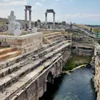 هيرابوليس: بوابة العالم السفلي بين الأسطورة والعلم