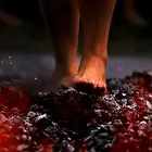 المشي على النار