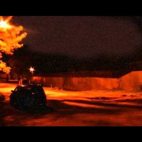 طريق المقبرة