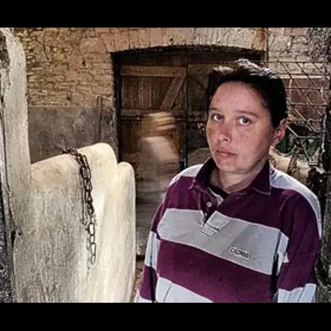 أشباح في منزل أقيم على ساحة إعدام