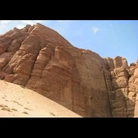 مغامرة في أحد جبال تبوك