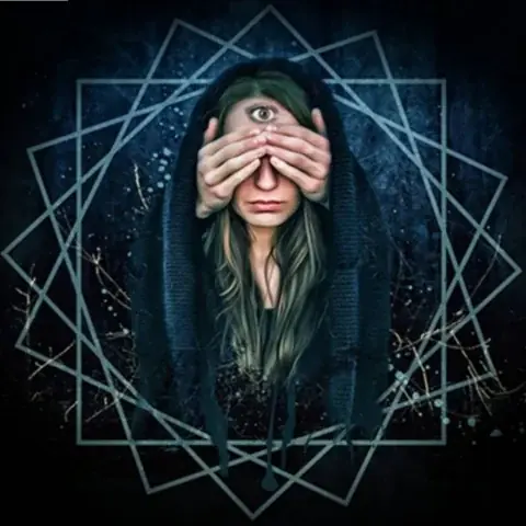 العرافة وتقنياتها - القراءة الباردة