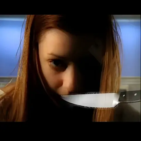 تعويذة مزيفة - هل يخاف الجن من السكين ؟