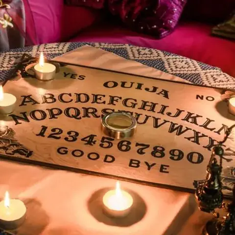 لوح الويجا - تحضير الأرواح