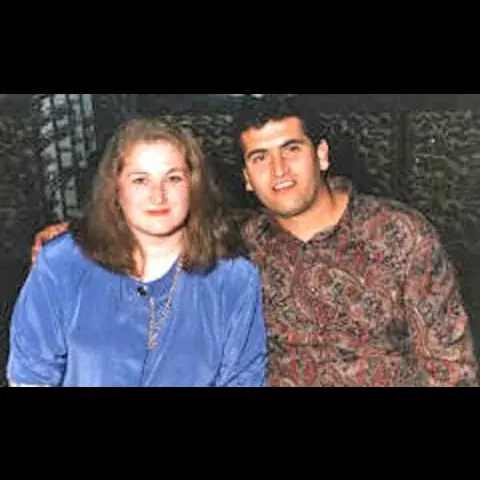 بطرس خوري مع زوجته فيفيان ، زعم بطرس أنه تعرض لسلسة من حوادث الإختطاف من قبل مخلوقات مجهولة