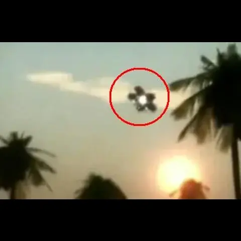 ما هي حقيقة مقطع الفيديو الذي يصور الأطباق الطائرة في السعودية ؟