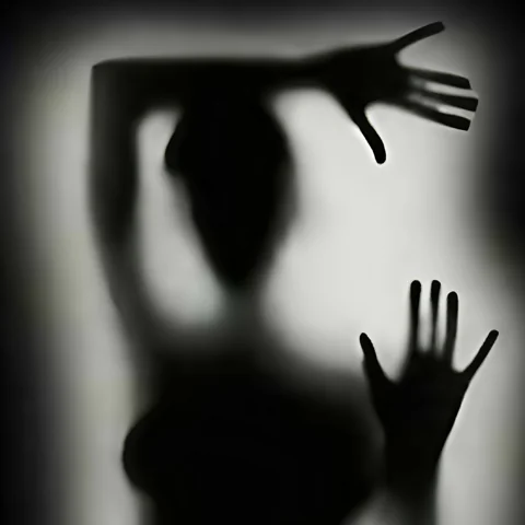 الجنية العاشقة