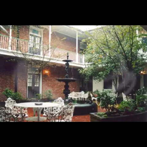 فندق بروفينشال "المسكون"