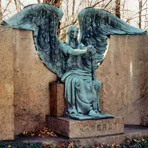 قبر فرانسيس هاسيروت