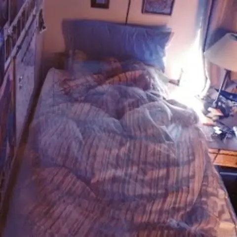 غائب في النوم طوال 15 يوماً